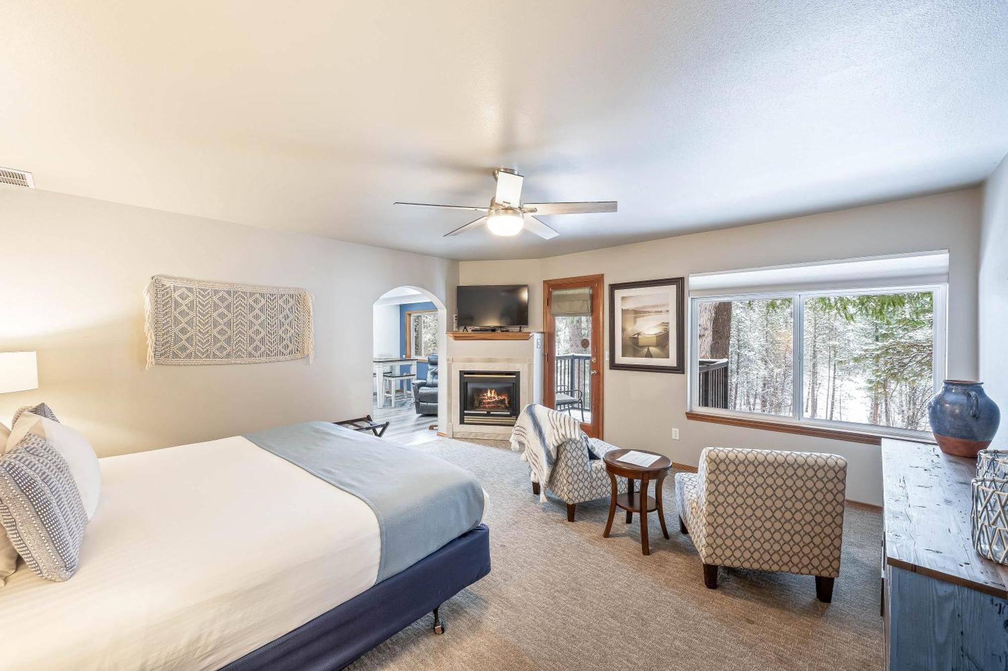 All Seasons River Inn Левенуэрт Экстерьер фото