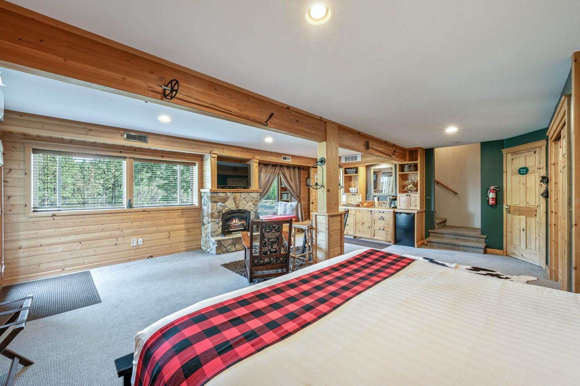 All Seasons River Inn Левенуэрт Экстерьер фото